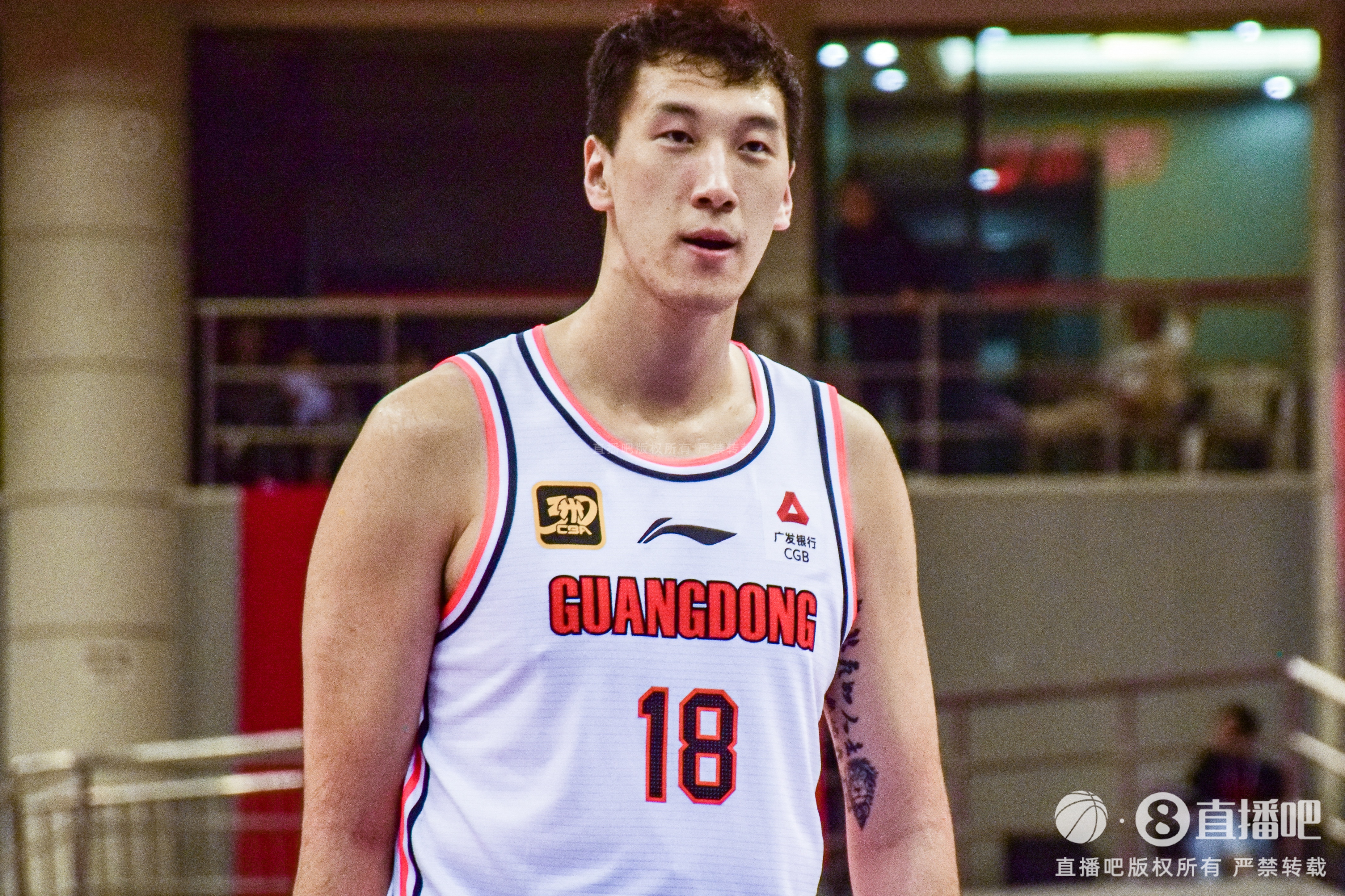 麦穗丰:不上强度 贝兹利和杜润旺都打得非常开心 广东在测试阵容